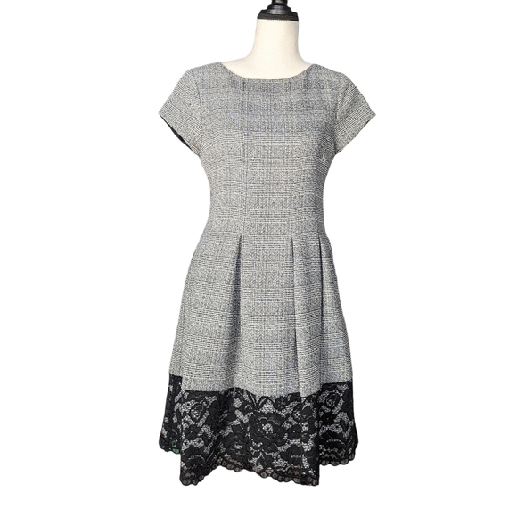 Jessica Howard Dresses & Skirts - Jessica Howard Black White Plaid Fit & Flare Dress Short Sleeve